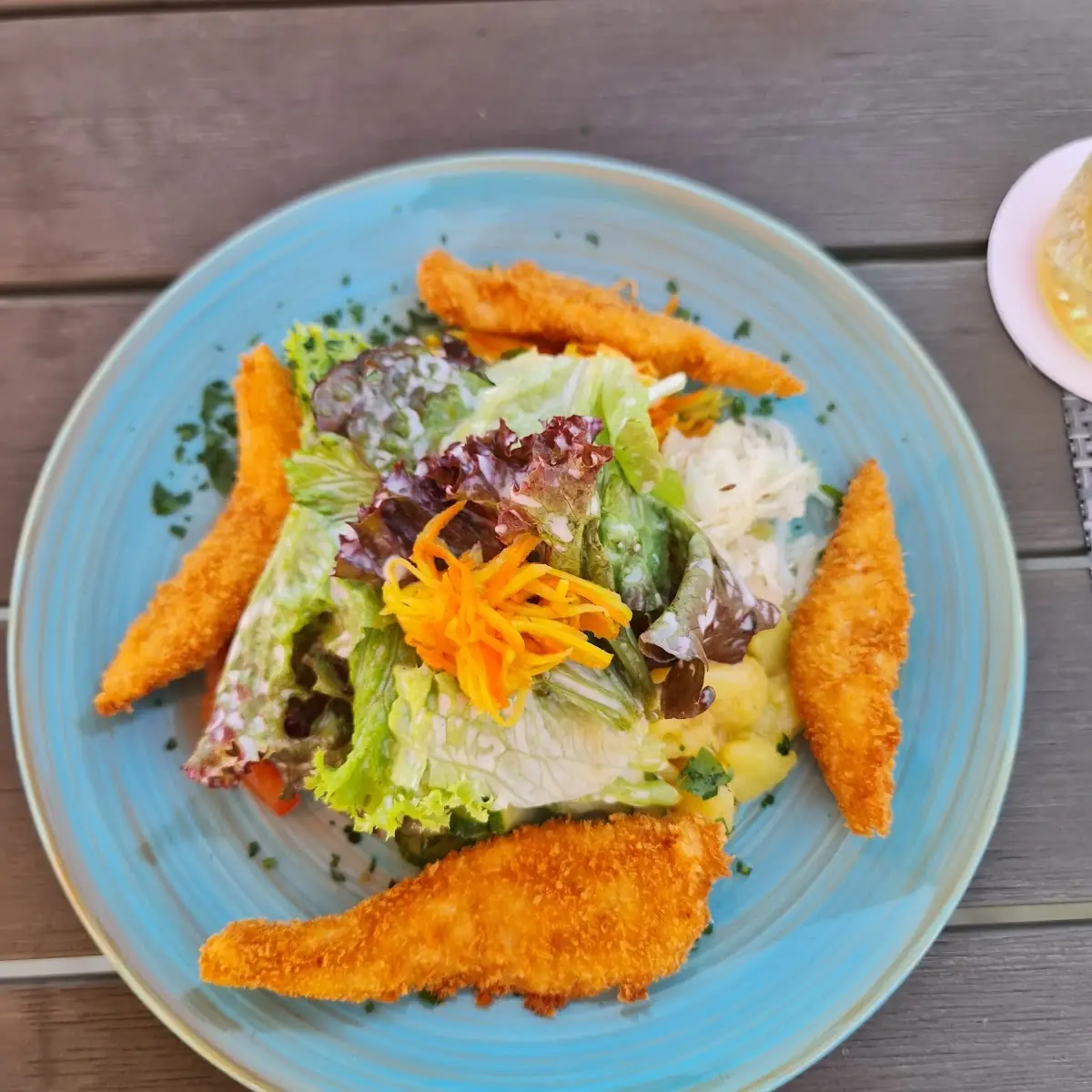 Steirischer Backhendlsalat