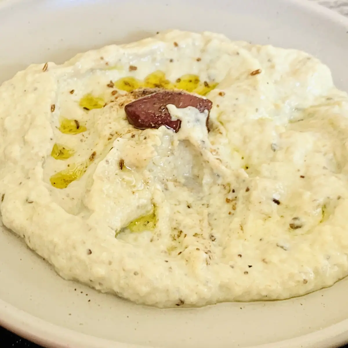 Hummus Mit Brot