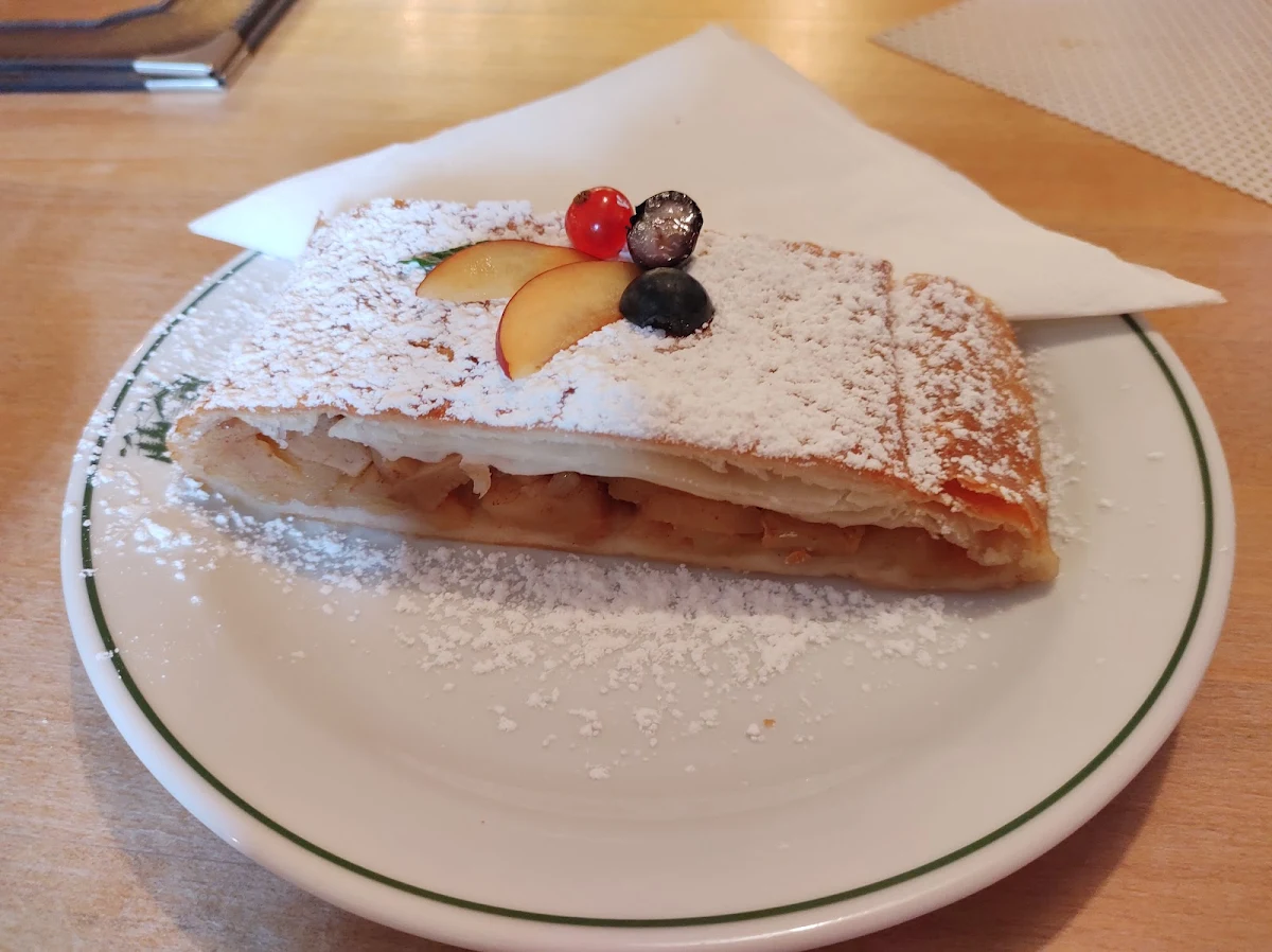Apfelstrudel