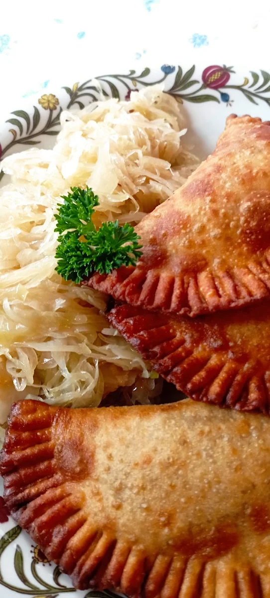 Gefüllte Bladl Mit Sauerkraut