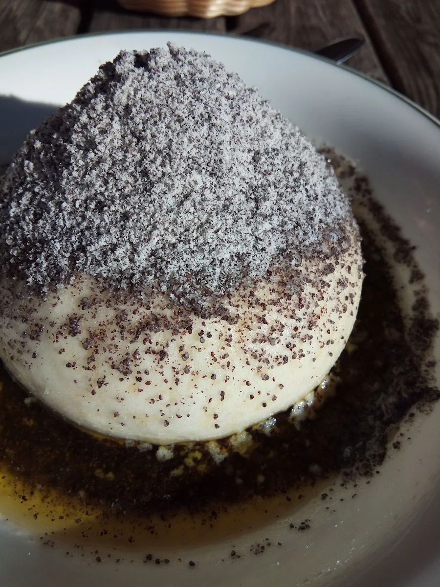 Germknödel Mit Butter Und Mohn