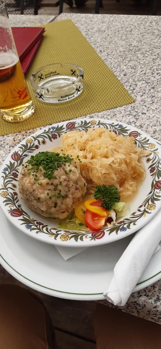 Speckknödel Mit Sauerkraut