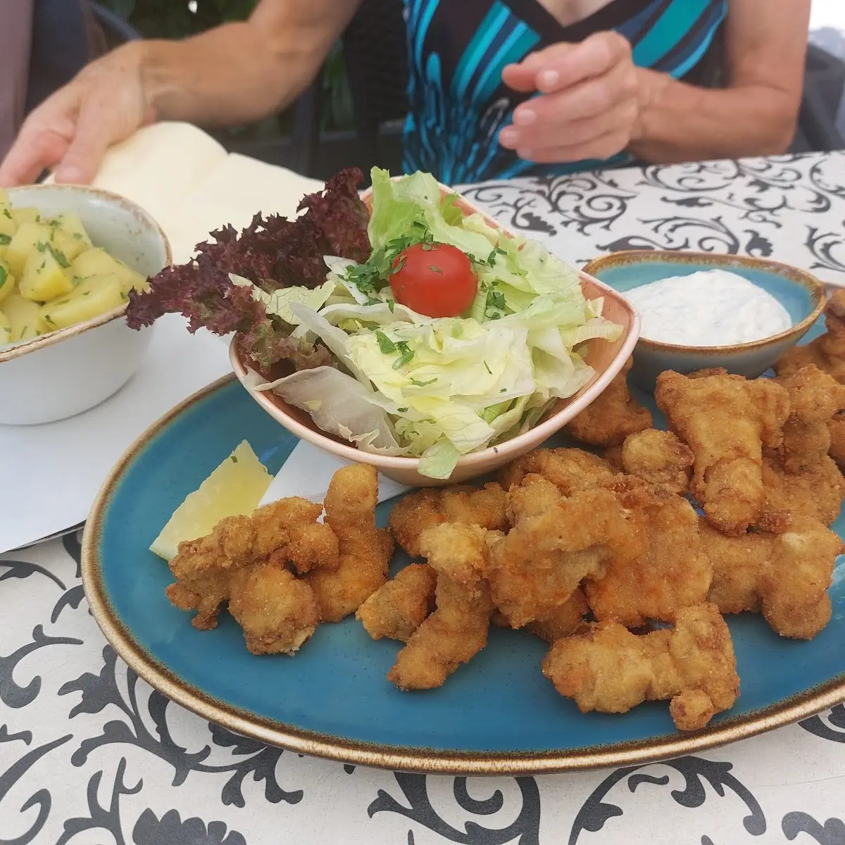 Frittierte Calamari Mit Hausgemachter Tartarsauce
