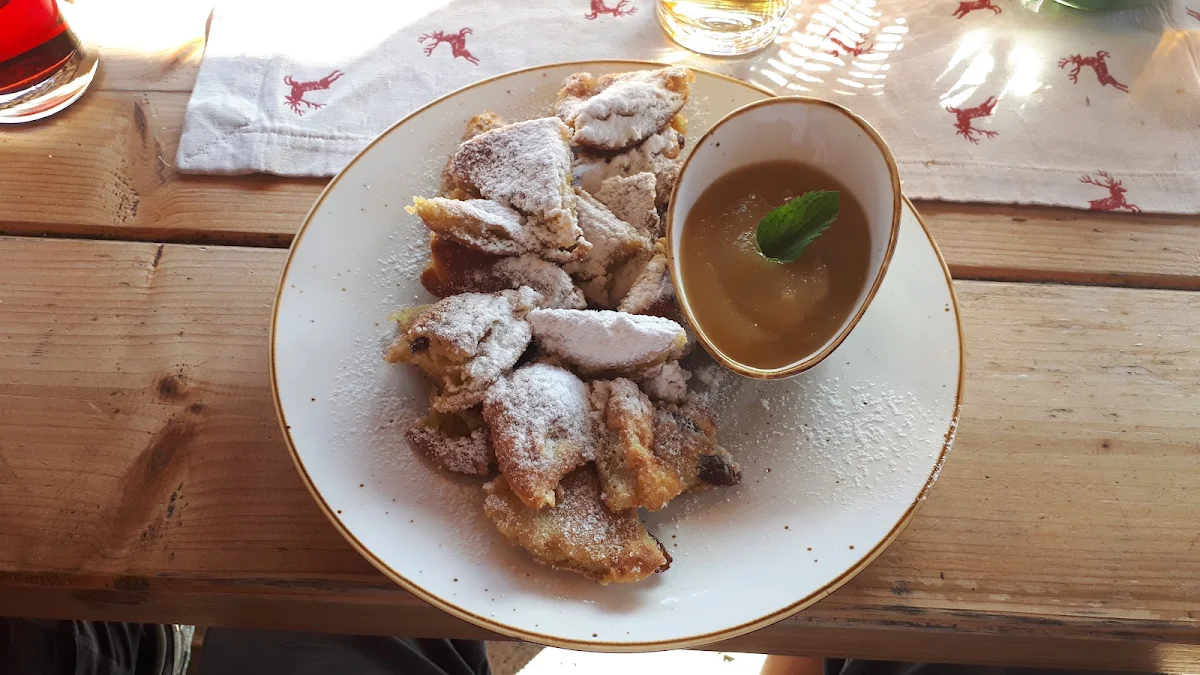 Kaiserschmarren Mit Apfelmus