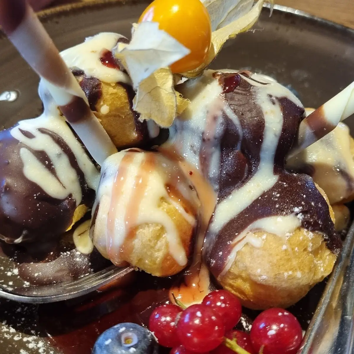 Profiteroles