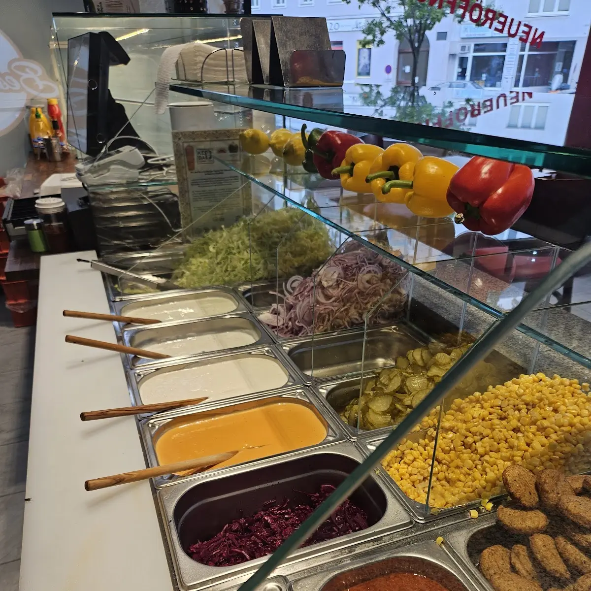 Diverse Soßen Selbstgemachte Falafel