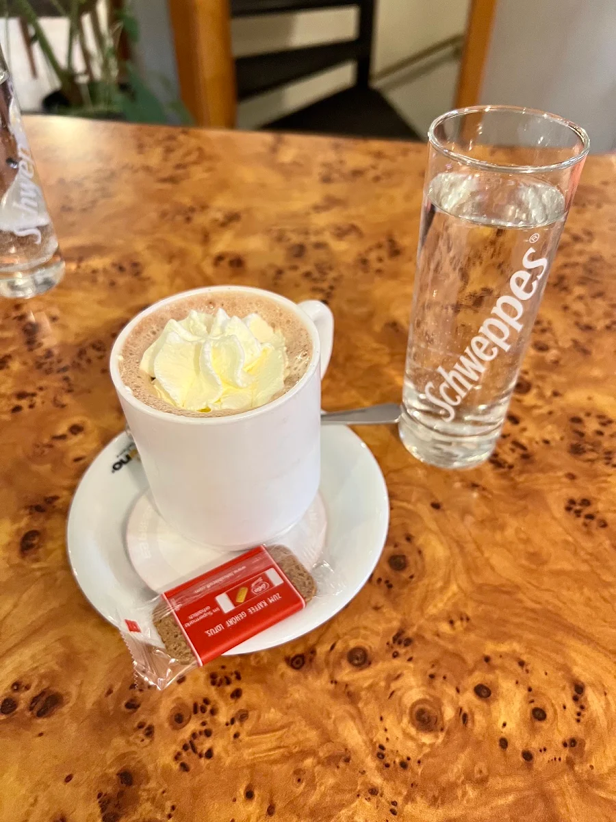 Warmer Kakao Mit Sahne