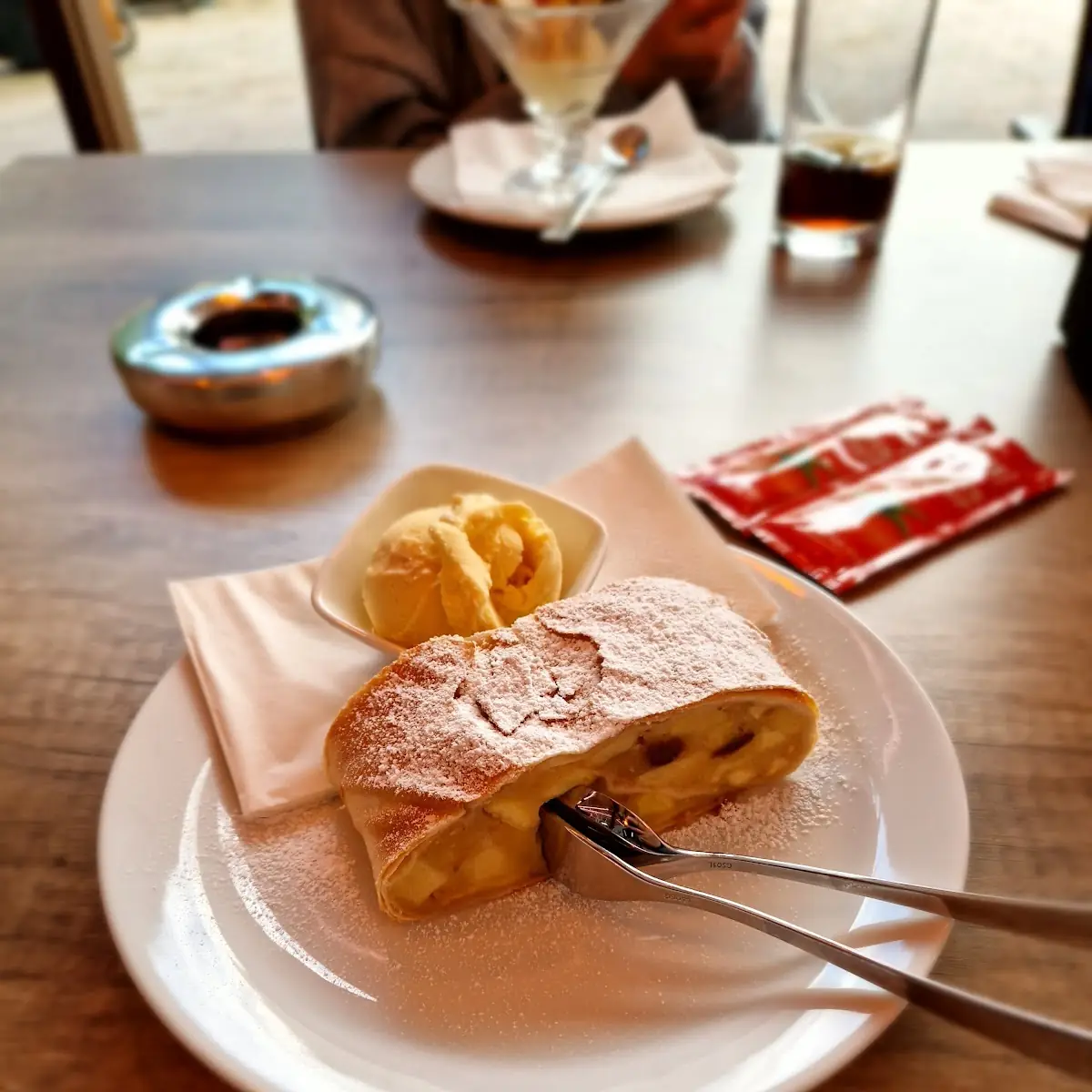 Apfelstrudel