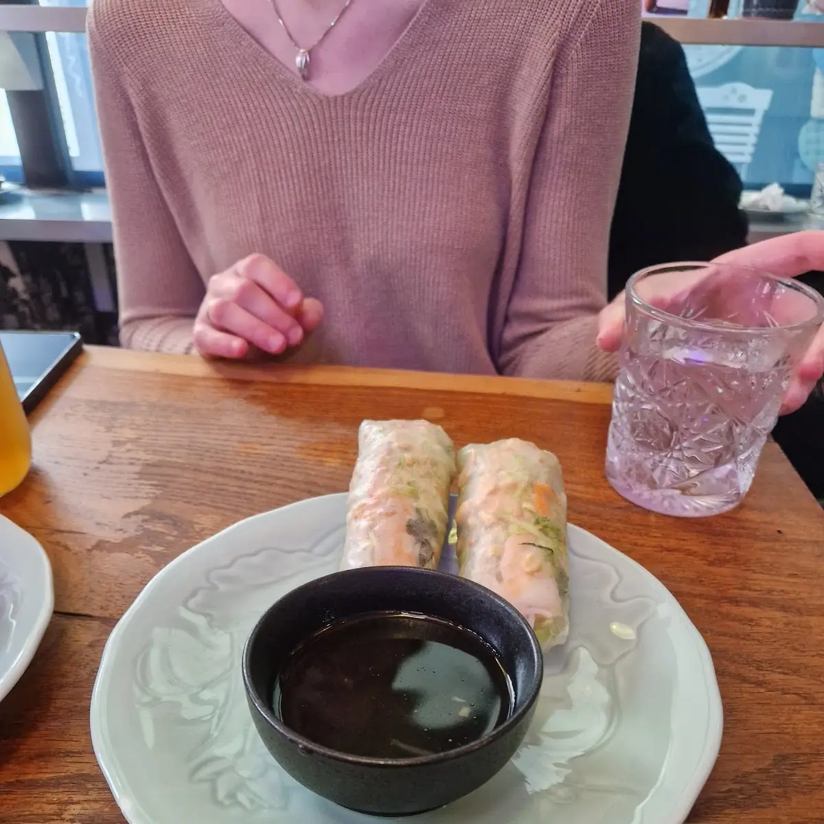Nem Cuốn Avocado