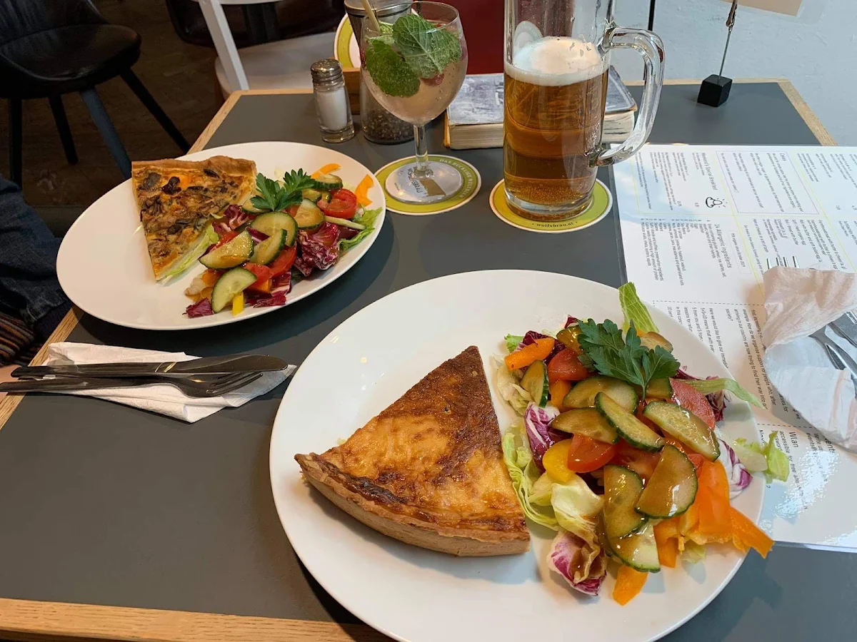 Quiche Mit Salat