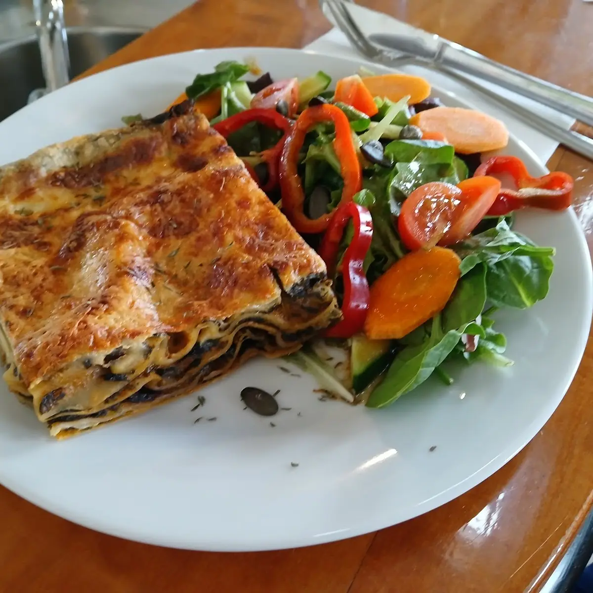 Gemüselasagne Mit Salat