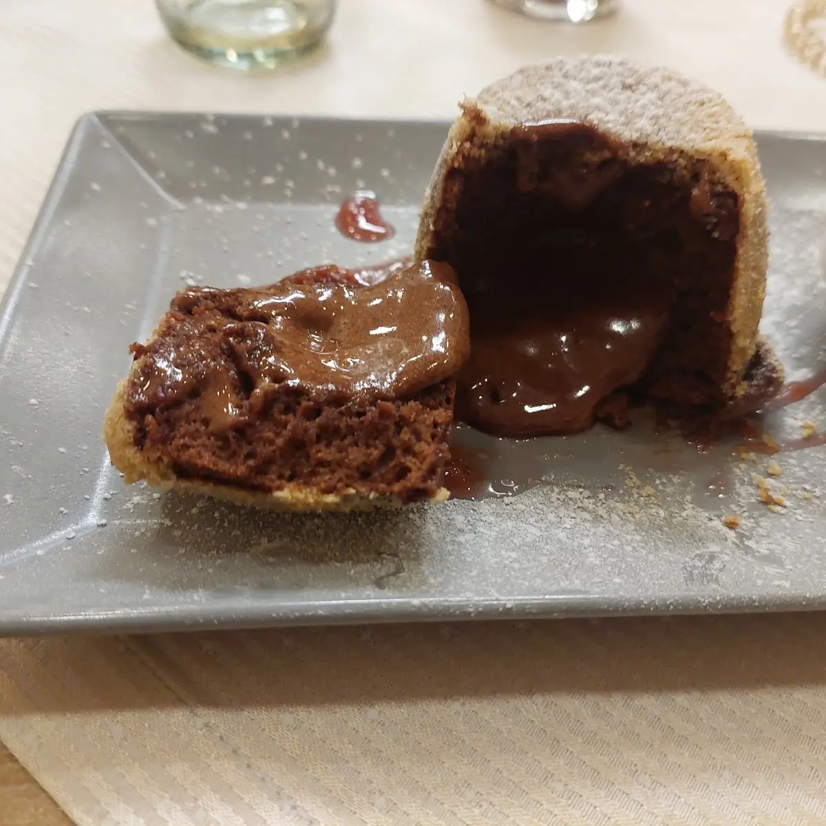 Schokokuchen Mit Flüssigen Kern