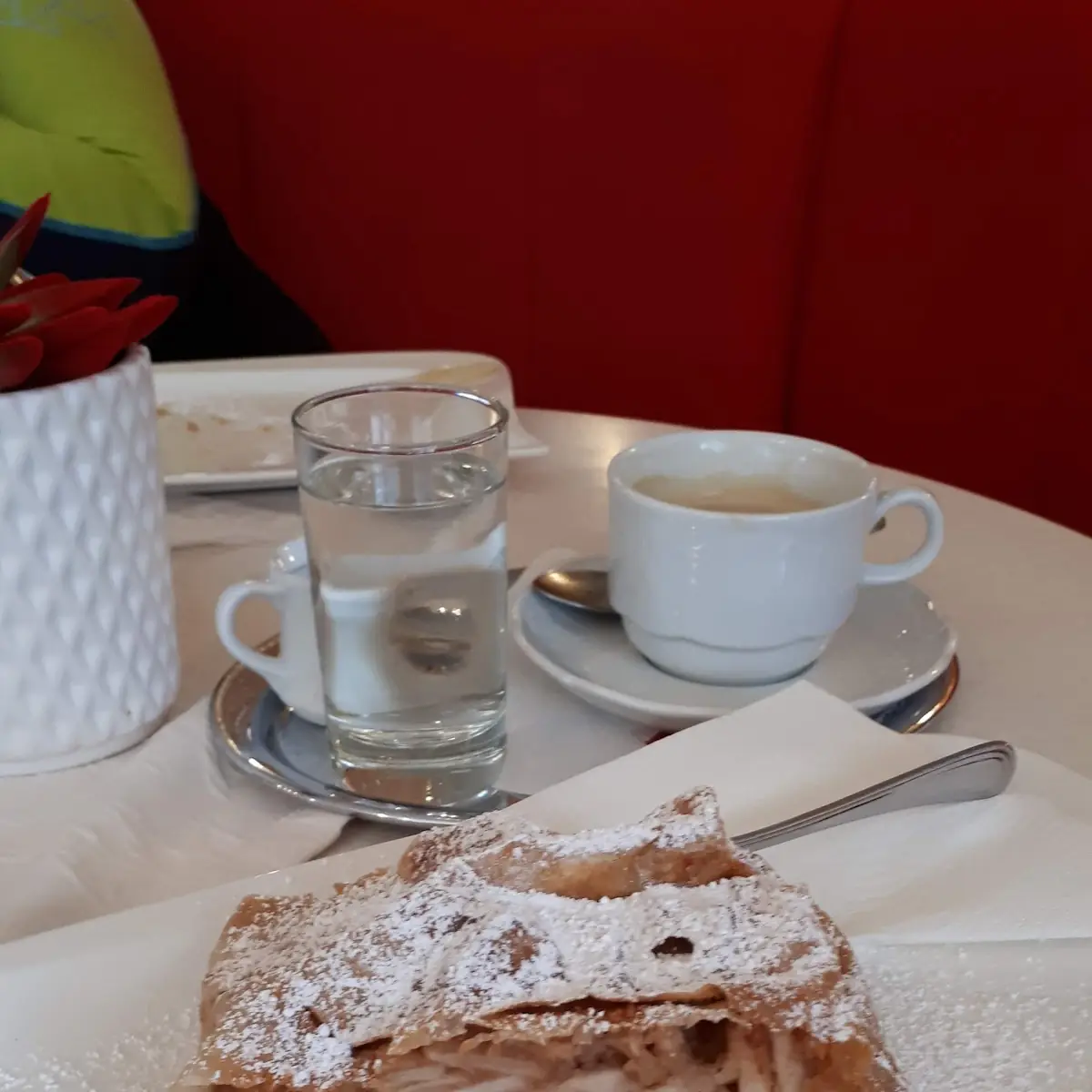 Apfelstrudel
