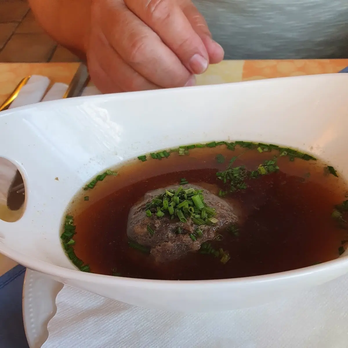 Leberknödelsuppe