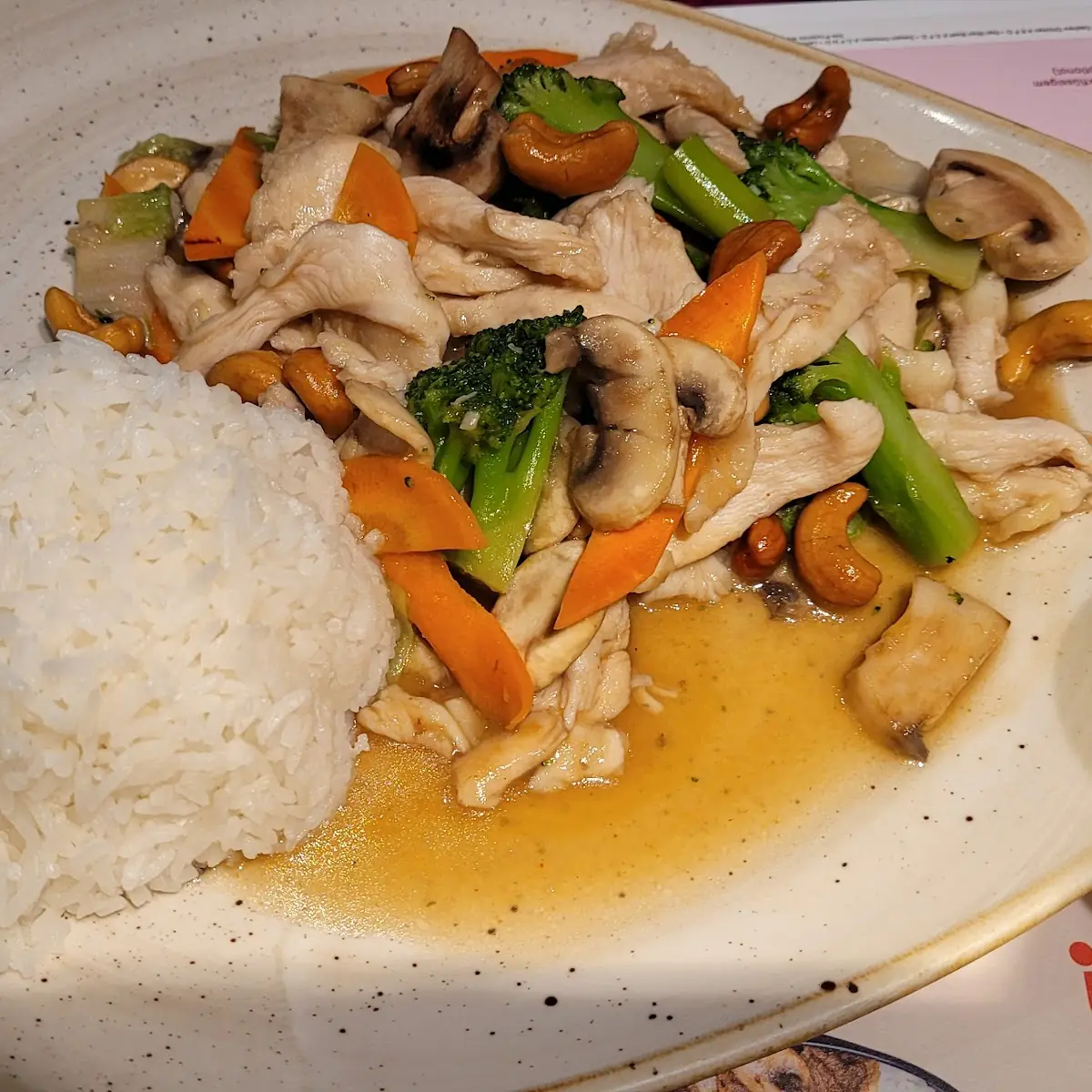 Cashew Chicken