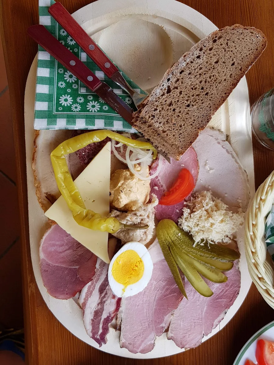 Hütten Jause