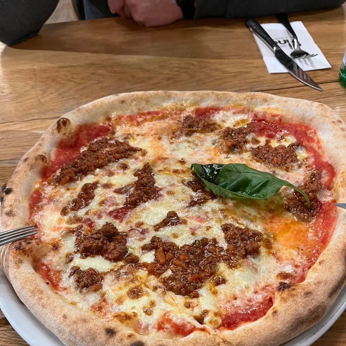 Pizza Bolognese