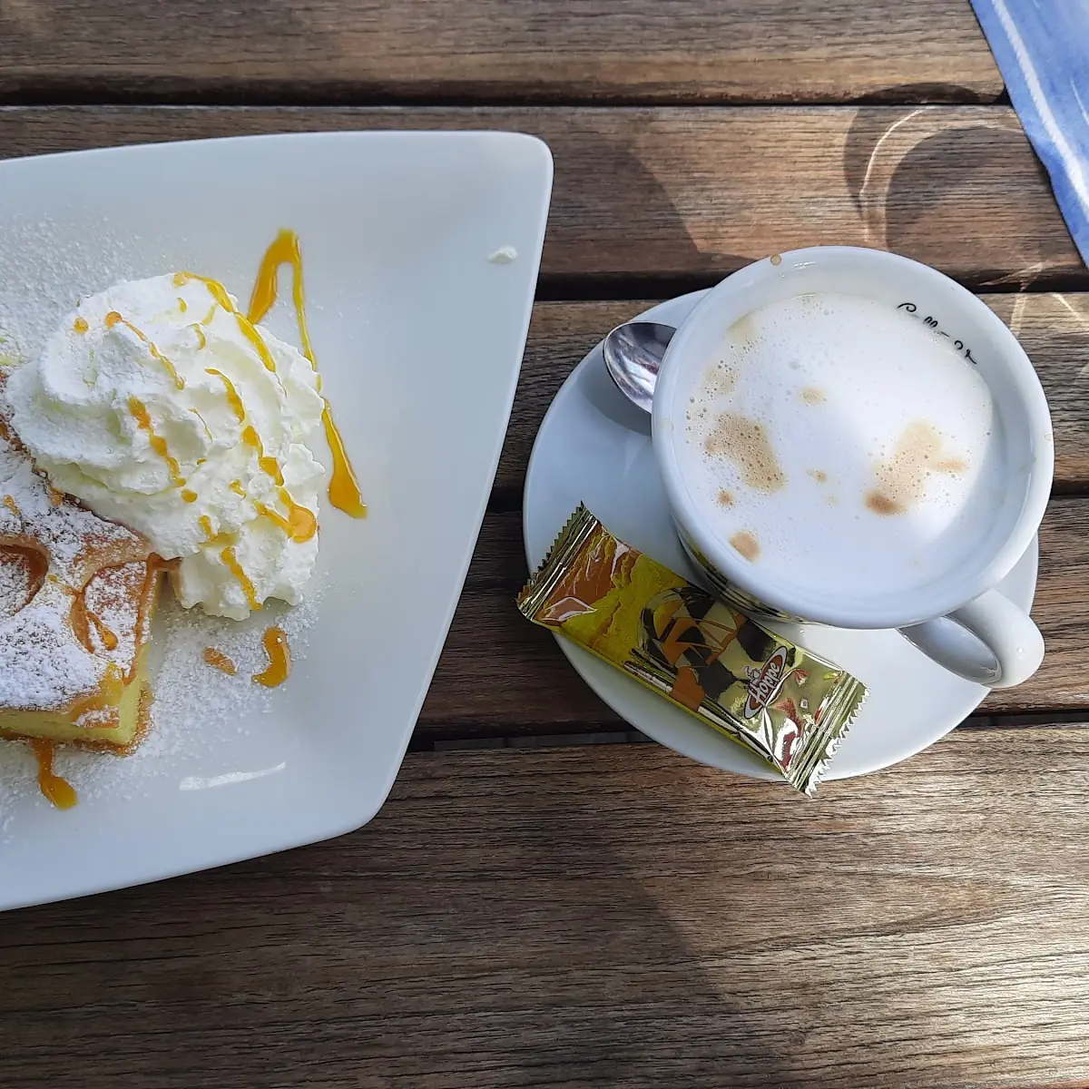 Marillenkuchen Mit Schlagobers