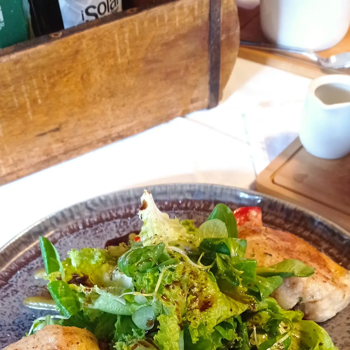 Salatteller Mit Käsepressknödel