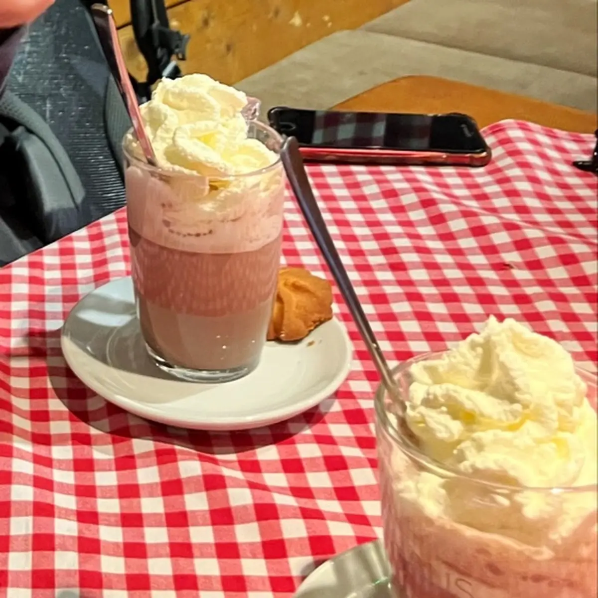 Heiße Schokolade Mit Sahne