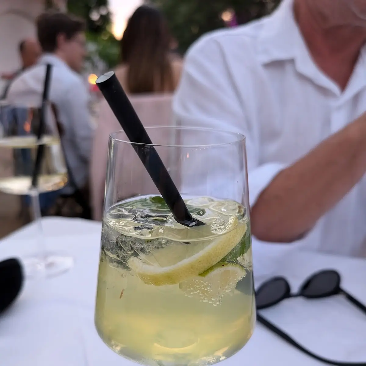 Limoncello Spritz