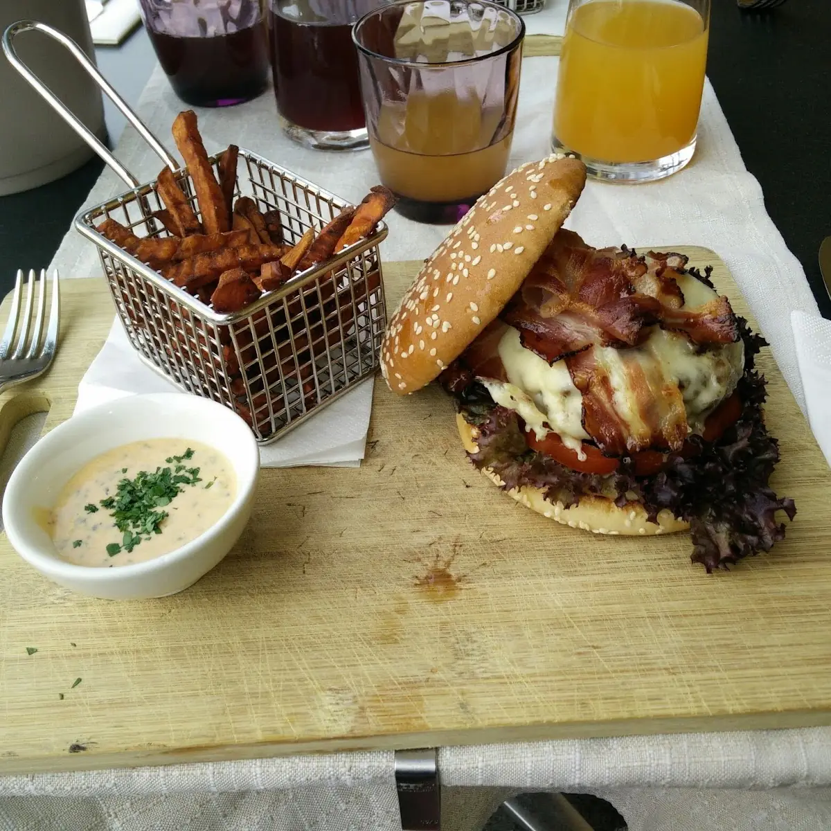 Beef-burger Mit Süßkartoffelpommes
