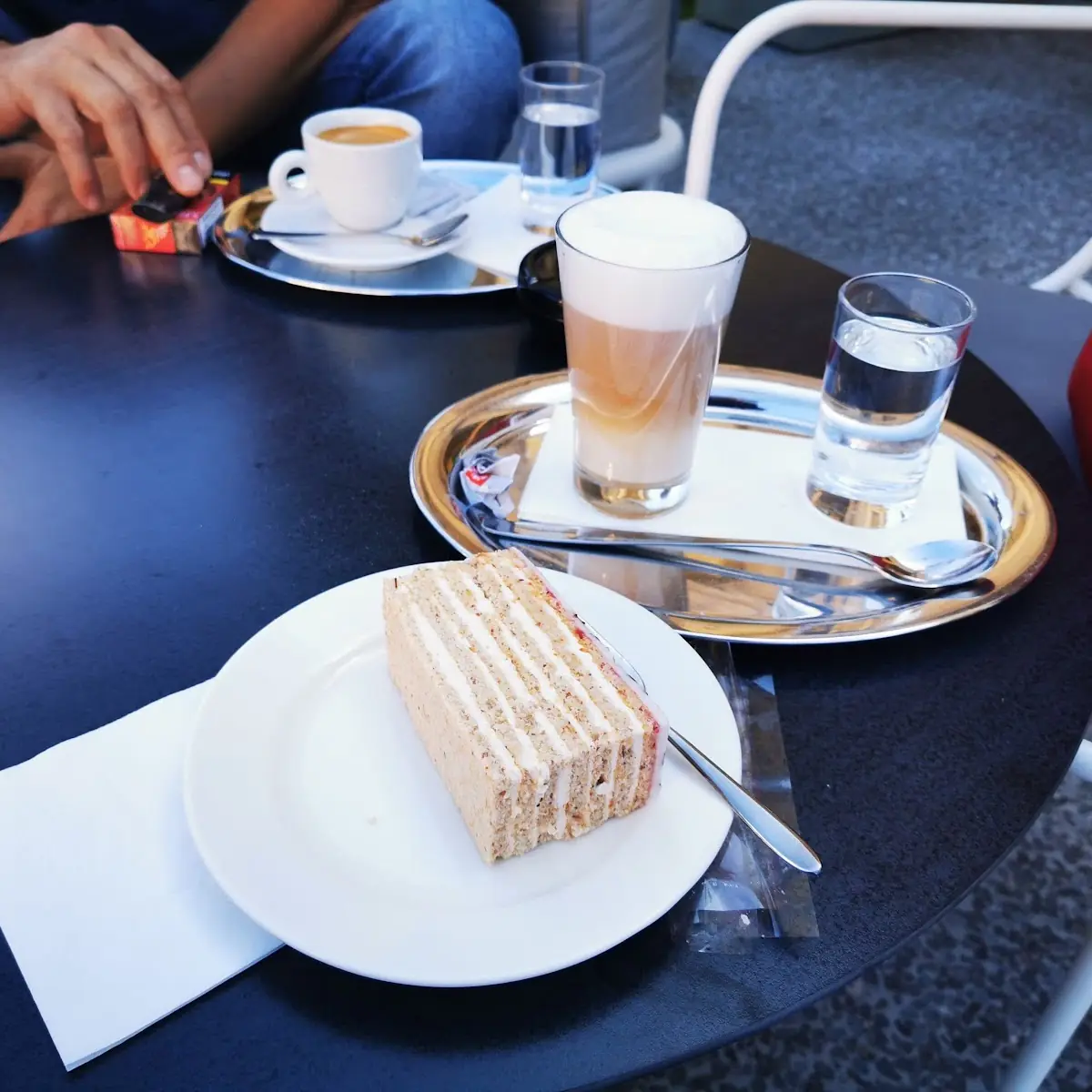Eszterhazy Schnitte