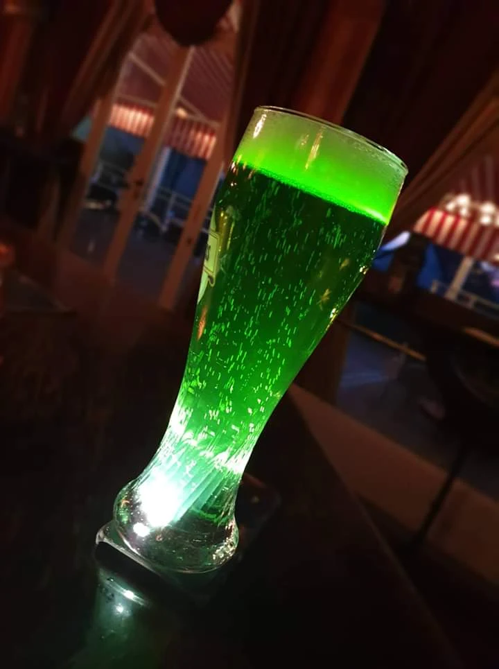 Grünes Bier
