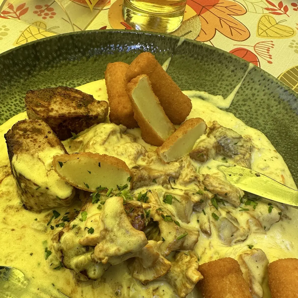 Schweinefiletmedaillons Mit Eierschwammerl