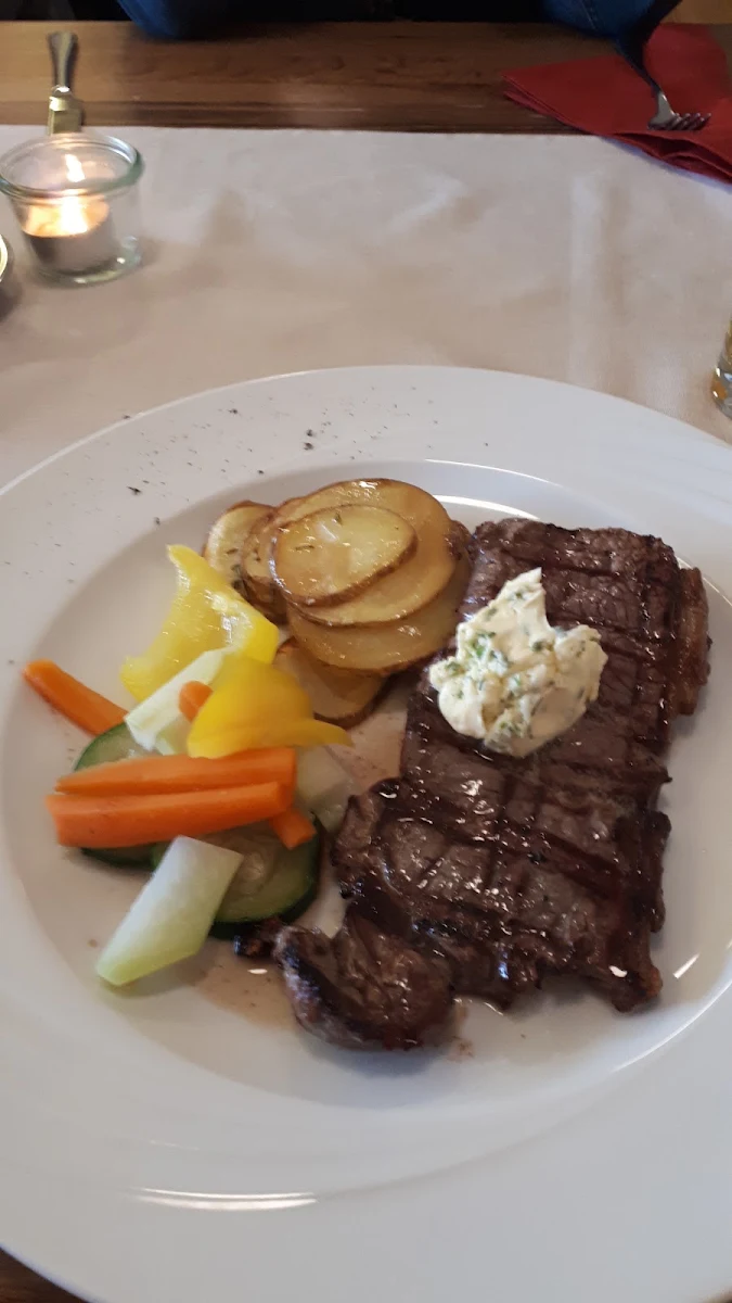 Steak Mit Potato Wedges