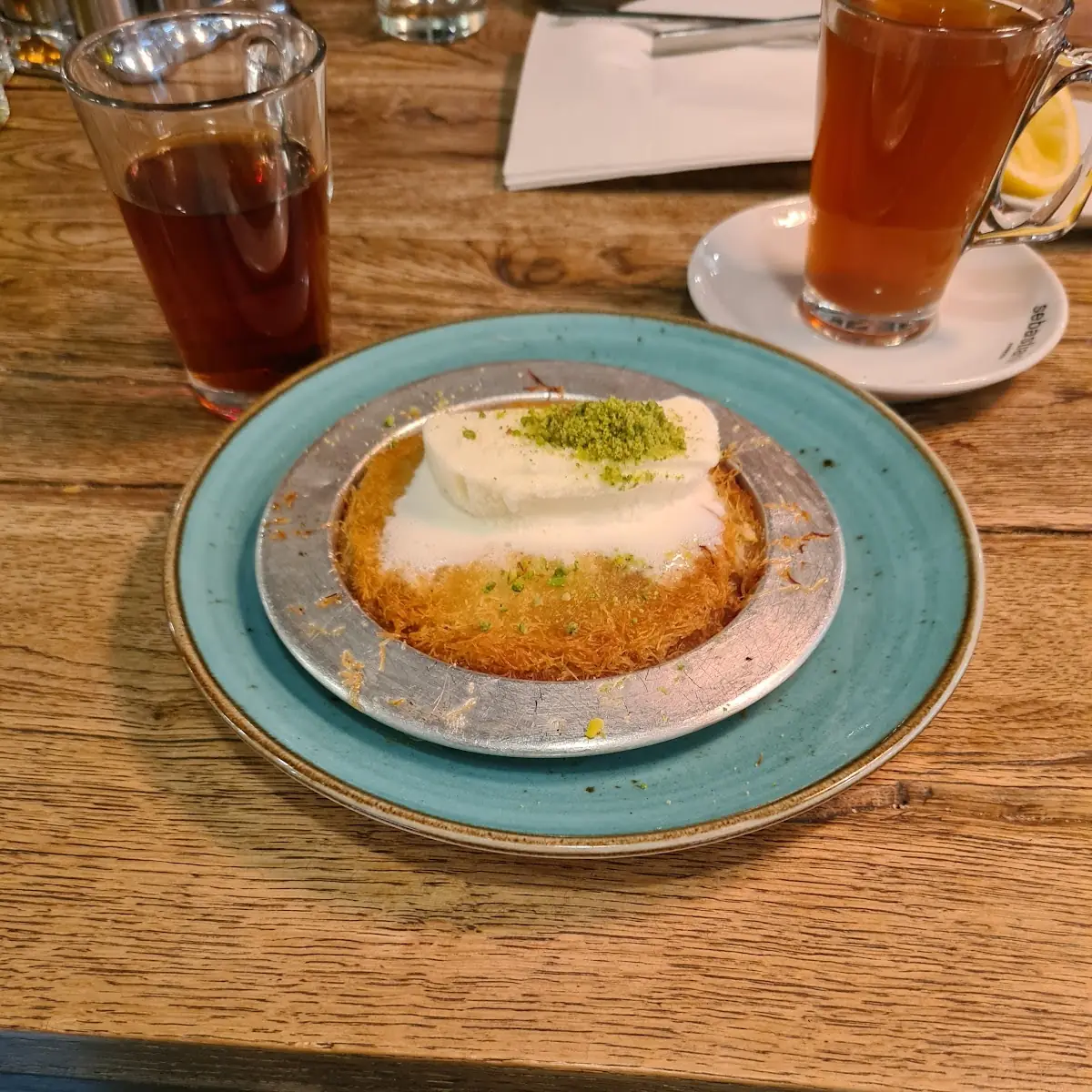 Künefe Warm Serviert