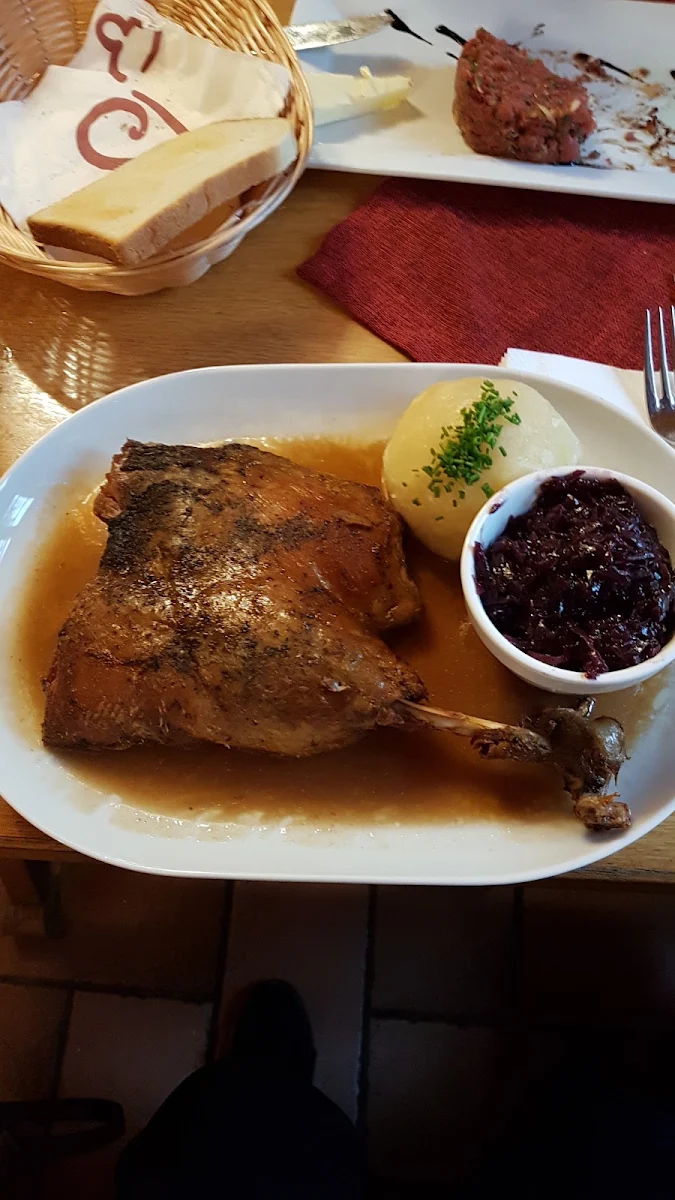 Gansl Mit Rotkraut