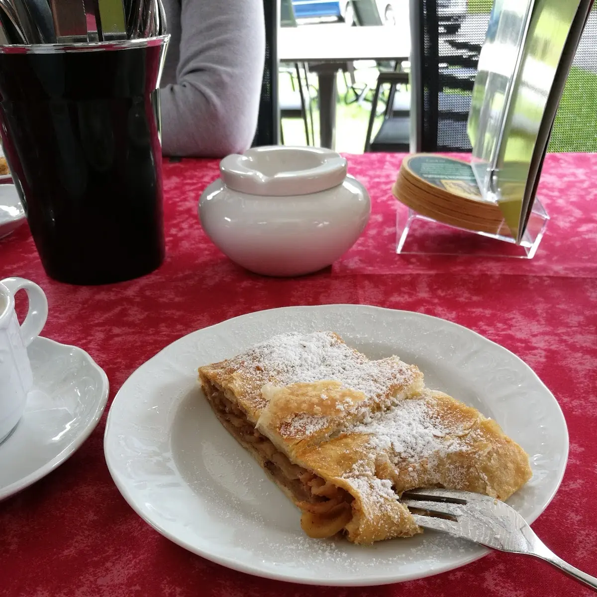 Apfelstrudel