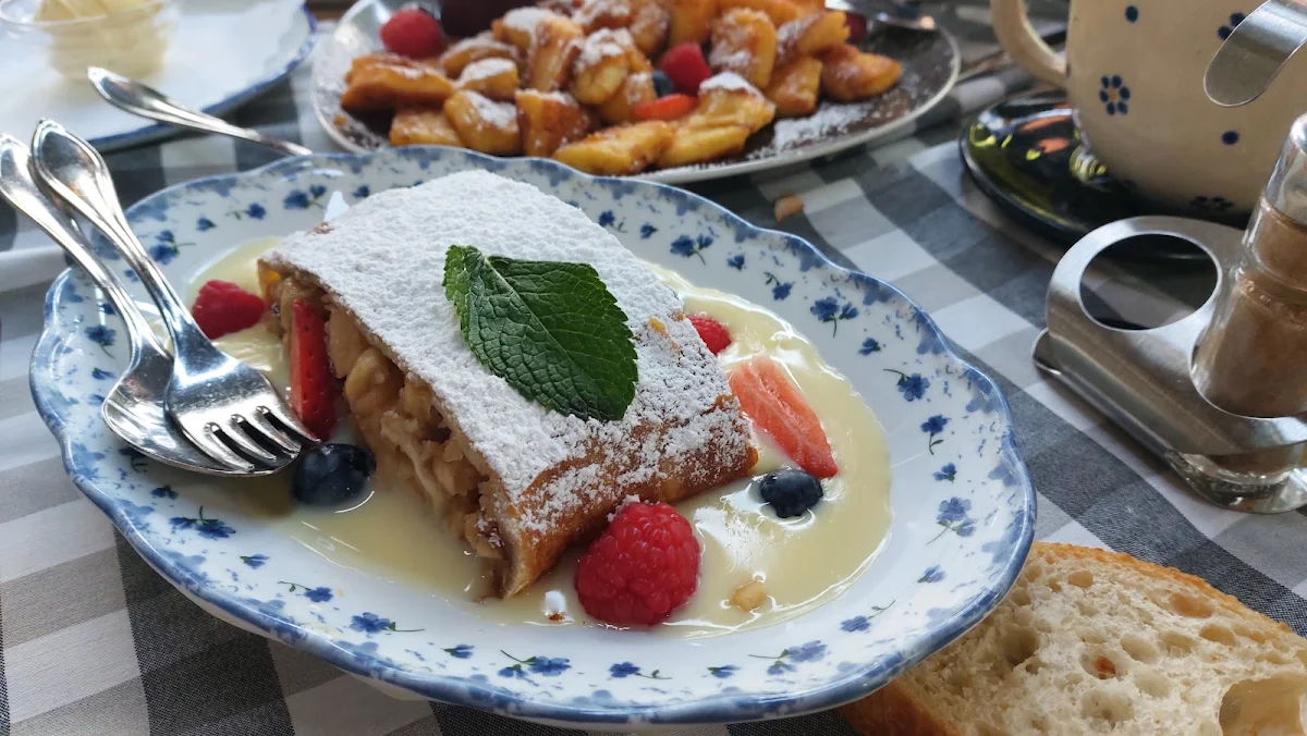 Apple Strudel