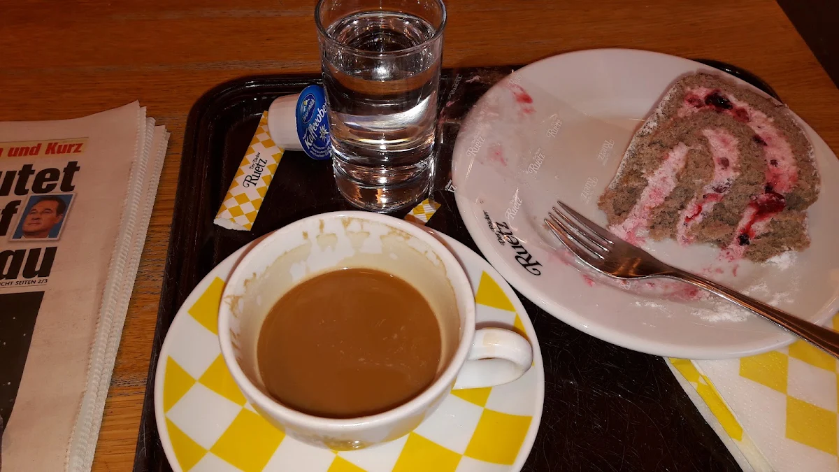 Himbeerrolade Mit Kaffee