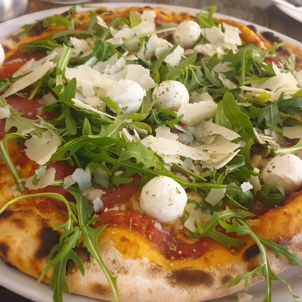 Pizza Salame Tortufu