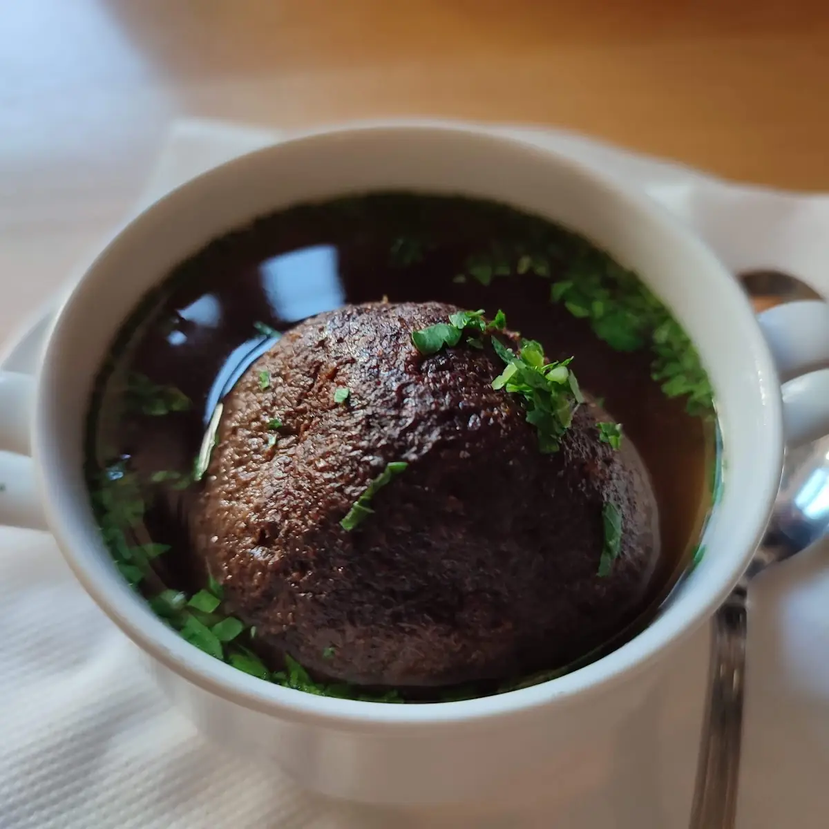 Leberknödelsuppe