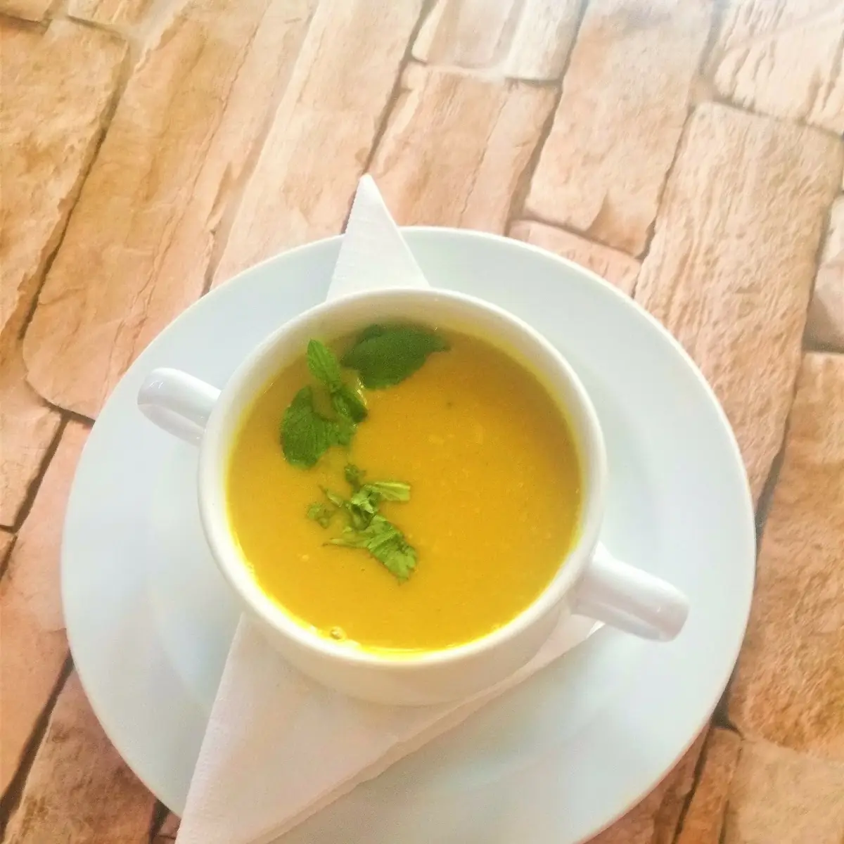 Linsensuppe