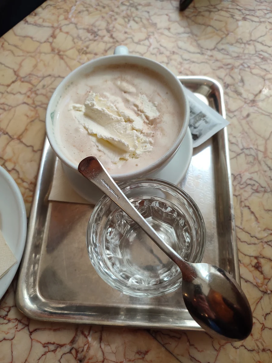 Hot Chocolate, Café Tomaselli