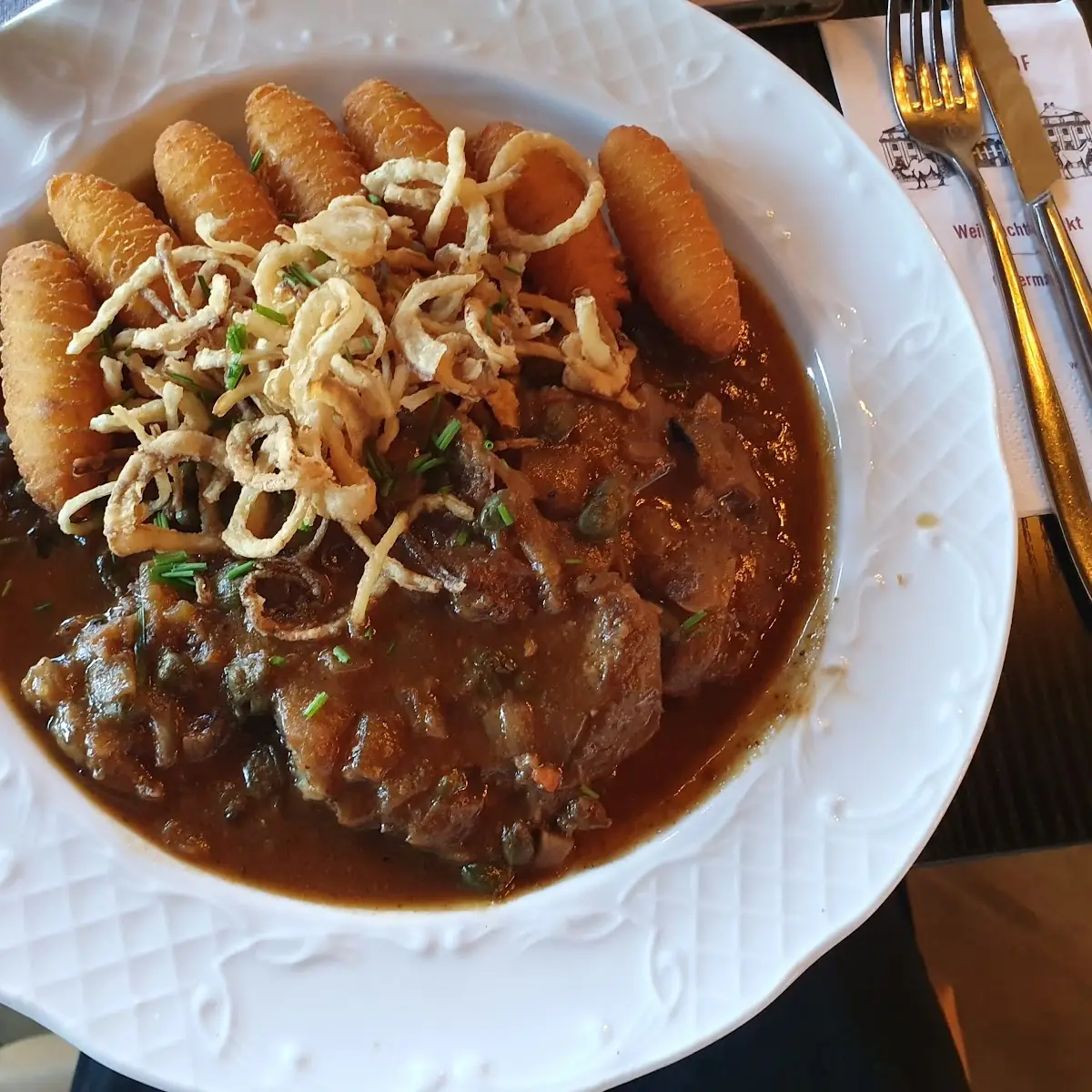 Zwiebelrostbraten Kroketten