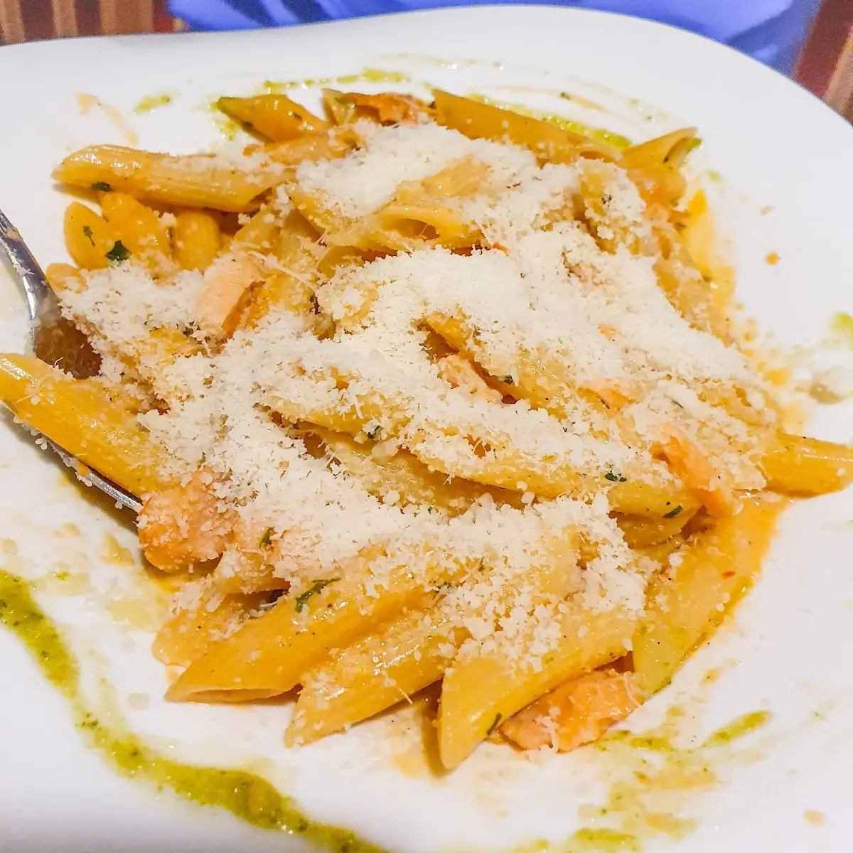 Penne Al Salmon