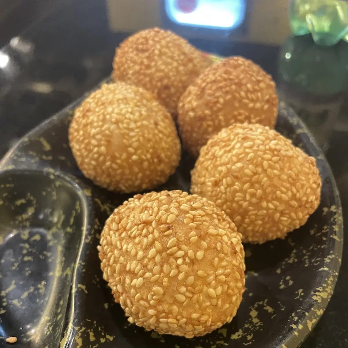 Sesame Bällchen