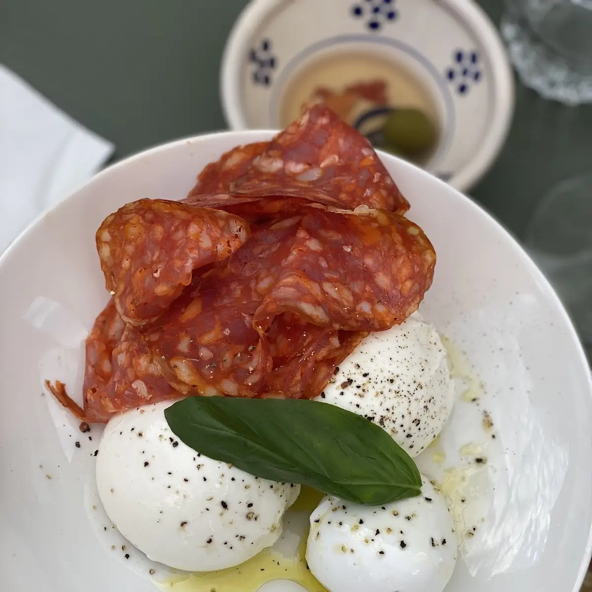 Burrata Und Salami