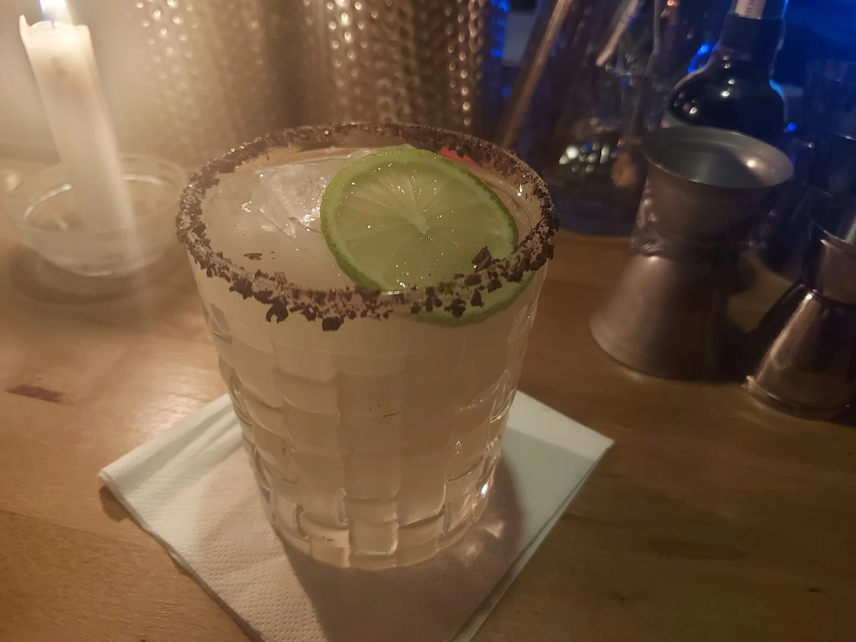Überraschungs Cocktail, TARO American Bar
