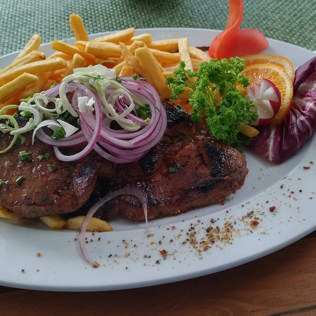 Knoblauch Schopf Mit Pommes