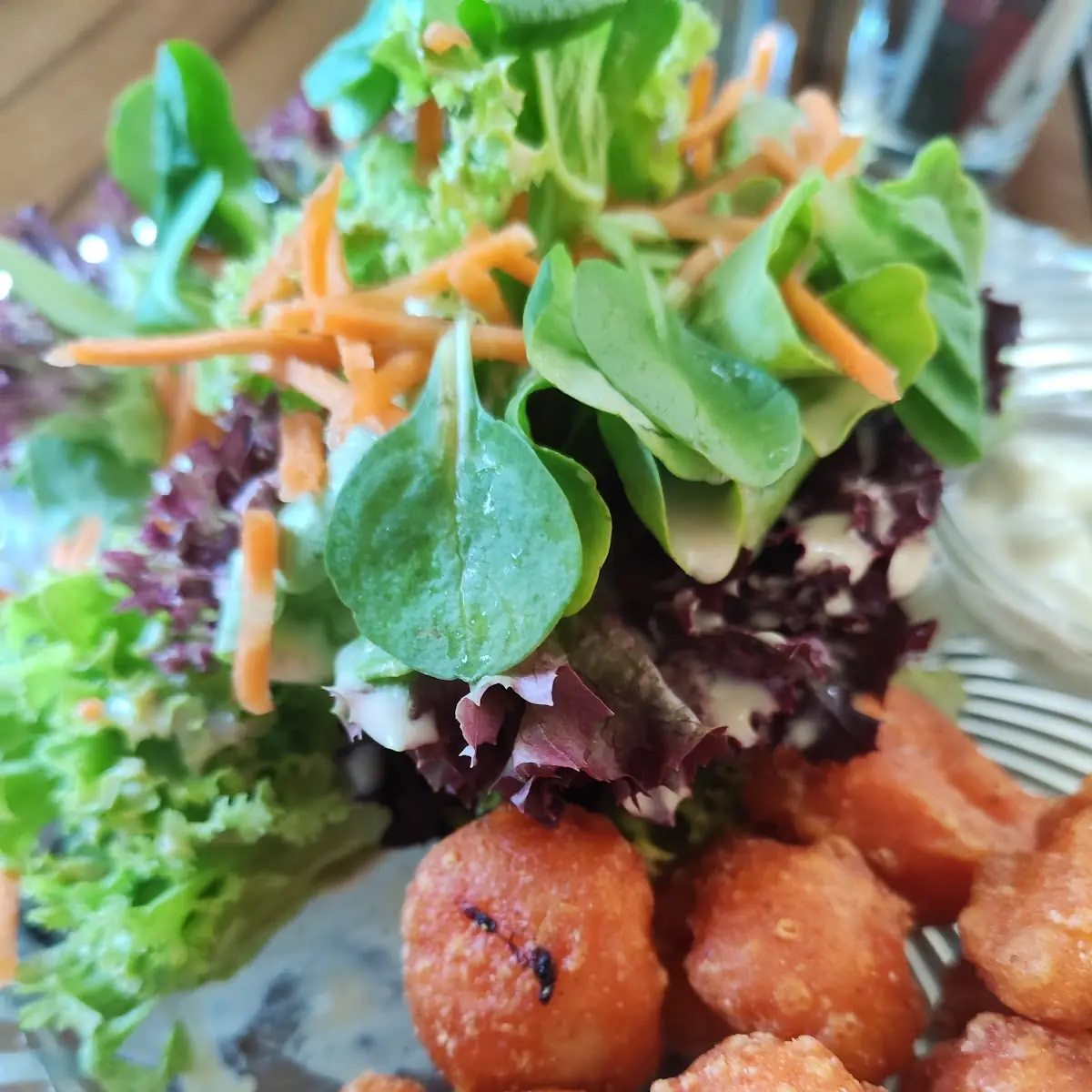 Blumenkohl Barbecue Mit Salat