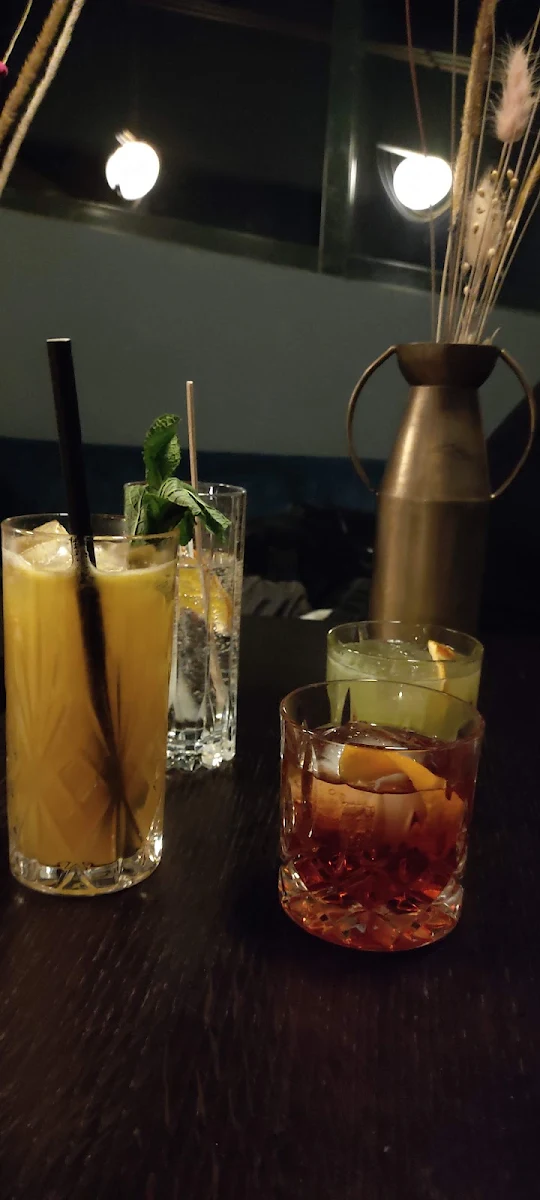 Maitai Negroni Basilikum Spritzer