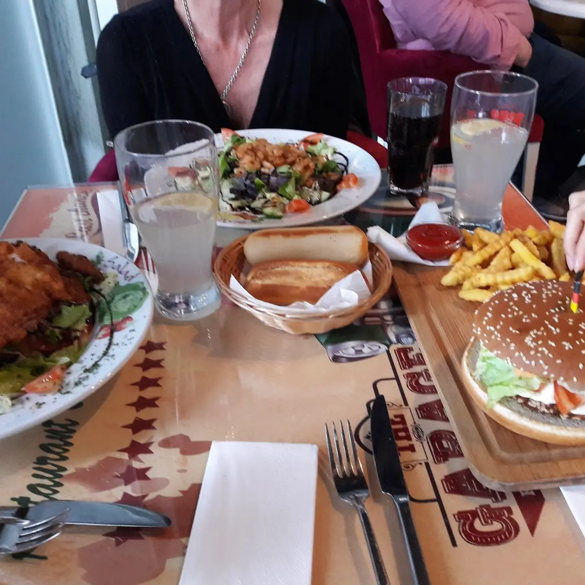 Highlights, The Garage Restaurant&Cafe~Bar