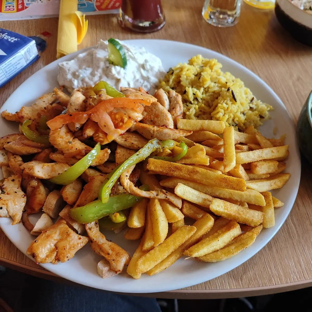 Gyros Teller Groß