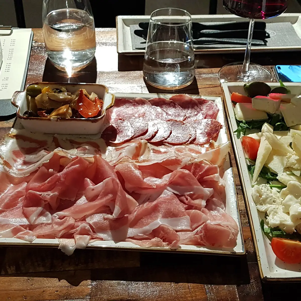 Narezek Za Dva In Sirni Narezek